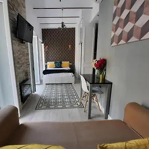 Homestay La Del Conde Luxury, Seville